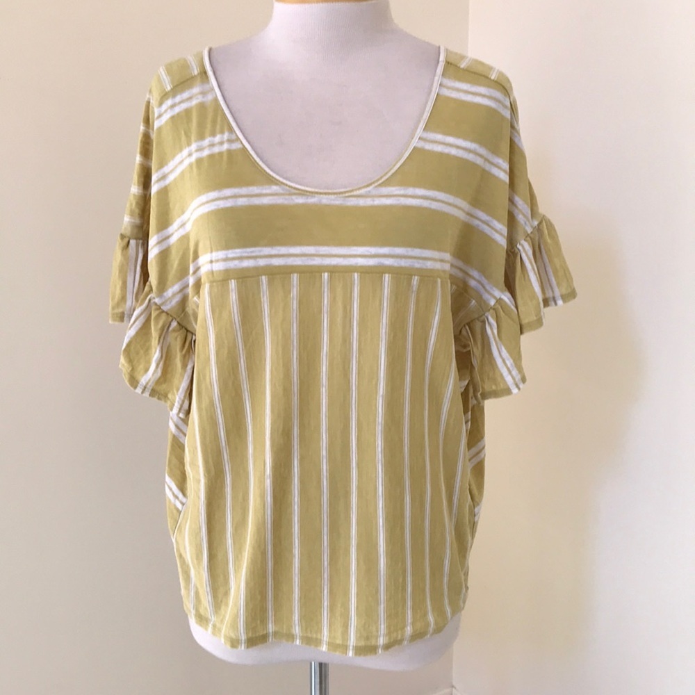 Lucky brand small striped ruffled sleeve loose fit top.